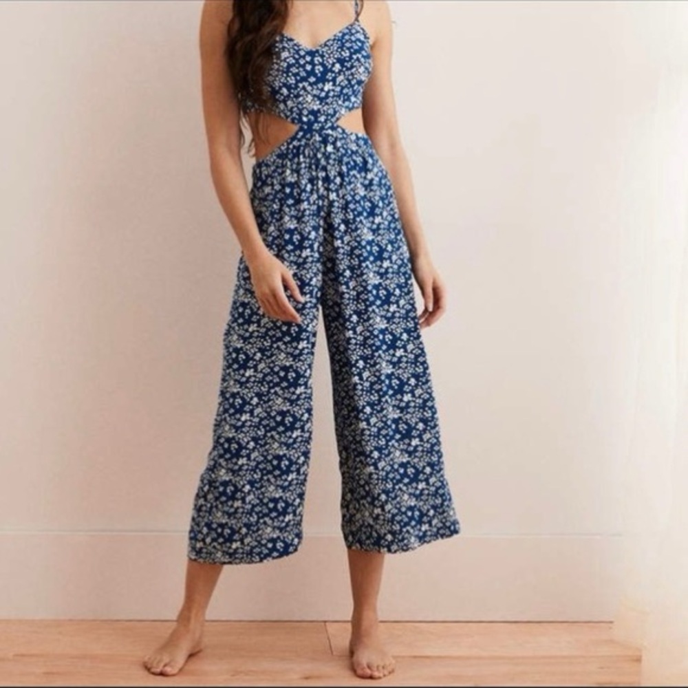 Aerie Blue Floral Cut Out Summer Jumpsuit, Small